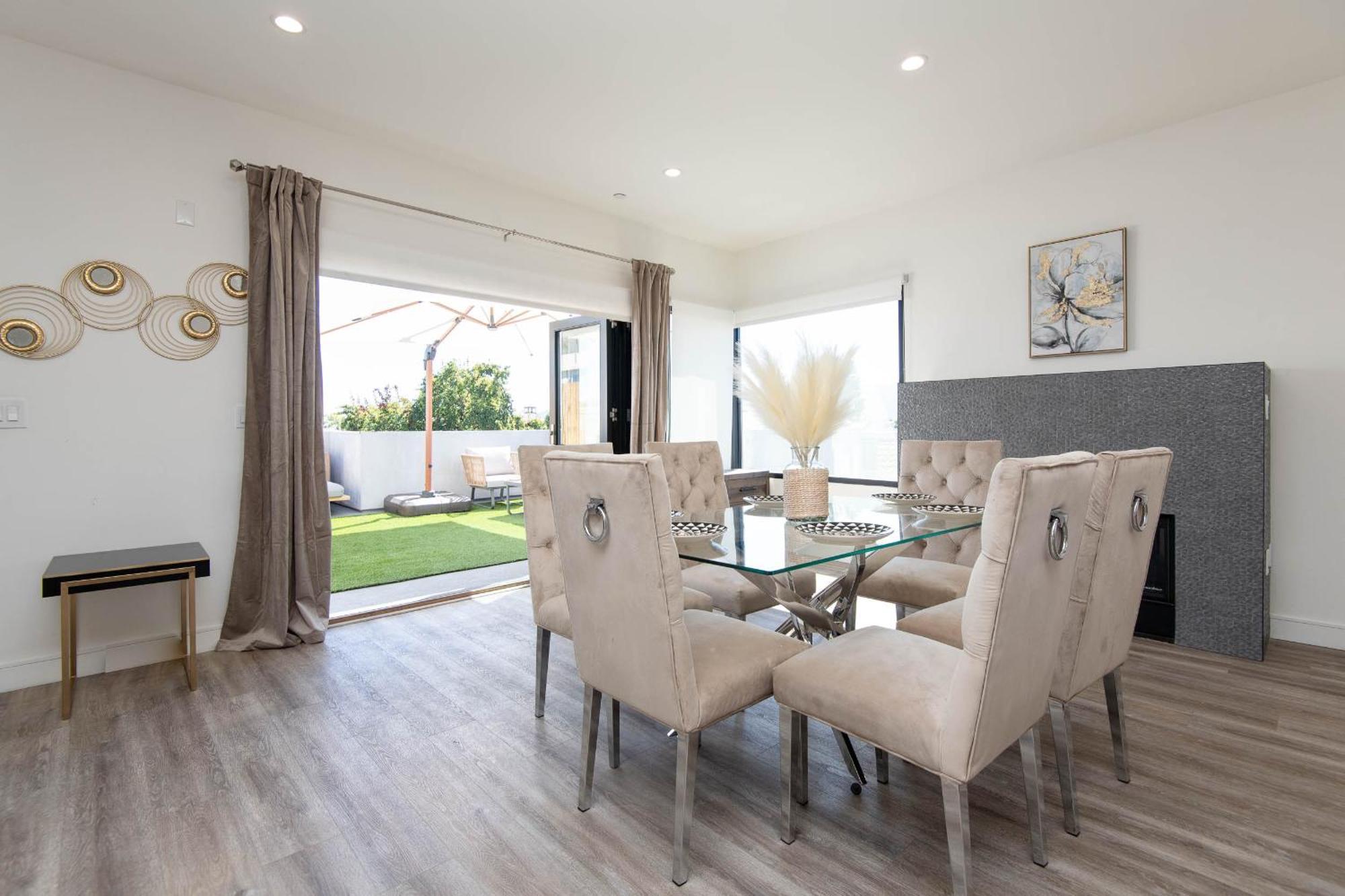 Regency Modern Apartments Glendale Eksteriør bilde